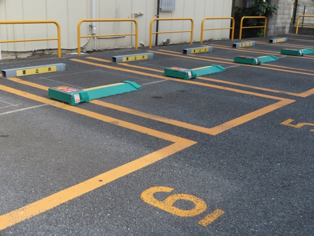 「駐車場経営 儲からない」はなぜ?相続した土地で失敗する原因と、「儲かる」駐車場に変える初期費用・利回り・税金対策 「駐車場経営 儲からない」はなぜ?相続した土地で失敗する原因と、「儲かる」駐車場に変える初期費用・利回り・税金対策