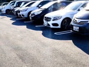 相続した土地を賢く守る「月極駐車場経営」完全ガイド|始め方・収益性・節税効果をプロが徹底解説 相続した土地を賢く守る「月極駐車場経営」完全ガイド|始め方・収益性・節税効果をプロが徹底解説