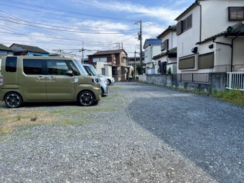 安く始めるなら砂利？長く稼ぐならアスファルト？失敗しない駐車場づくりのための舗装の選び方